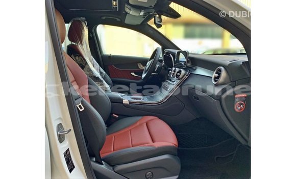 Buy Import Mercedes-Benz GLC White Car in Import - Dubai in Belait Buy Import Mercedes-Benz GLC White Car in Import - Dubai in Belait