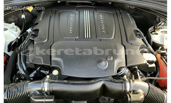 Buy Import Jaguar F-Pace White Car in Import - Dubai in Belait Buy Import Jaguar F-Pace White Car in Import - Dubai in Belait