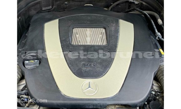 Buy Import Mercedes-Benz 190 White Car in Import - Dubai in Belait Buy Import Mercedes-Benz 190 White Car in Import - Dubai in Belait