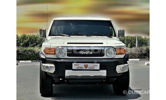 Buy Import Toyota FJ Cruiser White Car in Import - Dubai in Belait Buy Import Toyota FJ Cruiser White Car in Import - Dubai in Belait