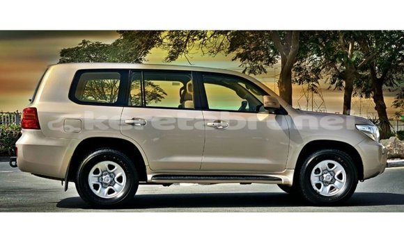Buy Import Toyota Land Cruiser Other Car in Import - Dubai in Belait Buy Import Toyota Land Cruiser Other Car in Import - Dubai in Belait