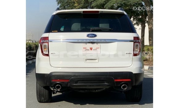 Buy Import Ford Explorer White Car in Import - Dubai in Belait Buy Import Ford Explorer White Car in Import - Dubai in Belait