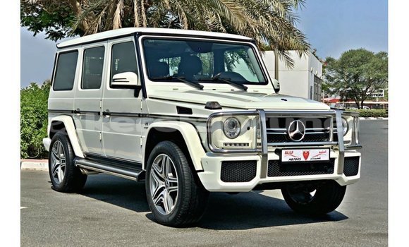 Buy Import Mercedes-Benz 190 White Car in Import - Dubai in Belait
