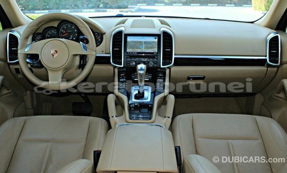 Buy Import Porsche Cayenne Brown Car in Import - Dubai in Belait Buy Import Porsche Cayenne Brown Car in Import - Dubai in Belait