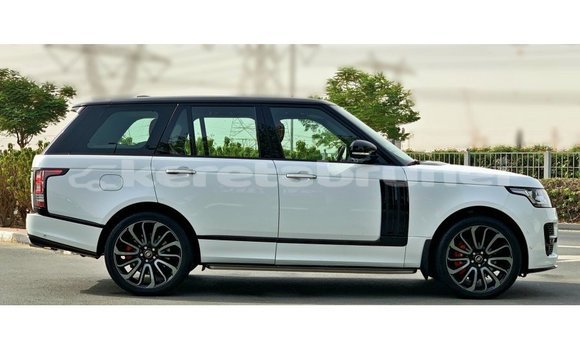 Buy Import Land Rover Range Rover White Car in Import - Dubai in Belait Buy Import Land Rover Range Rover White Car in Import - Dubai in Belait