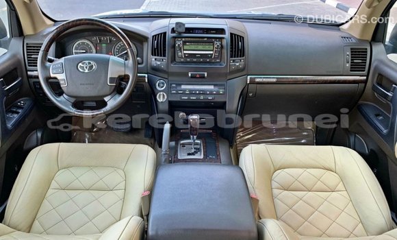 Buy Import Toyota Land Cruiser Blue Car in Import - Dubai in Belait Buy Import Toyota Land Cruiser Blue Car in Import - Dubai in Belait