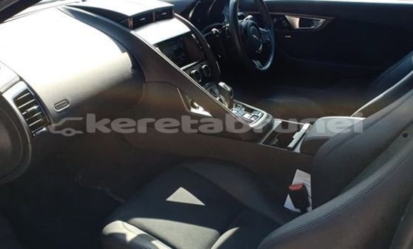 Buy Used Jaguar F-Type White Car in Bandar Seri Begawan in Brunei-Muara Buy Used Jaguar F-Type White Car in Bandar Seri Begawan in Brunei-Muara