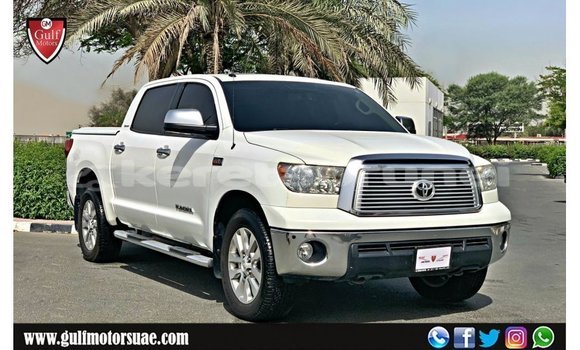 Buy Import Toyota Tundra White Car in Import - Dubai in Belait