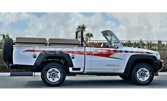 Buy Import Nissan Patrol White Car in Import - Dubai in Belait Buy Import Nissan Patrol White Car in Import - Dubai in Belait