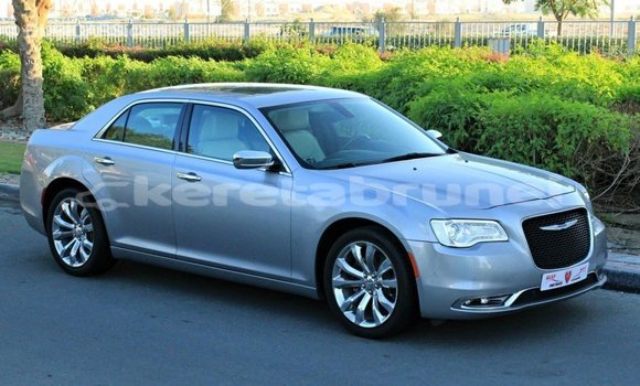 Buy Import Chrysler 300 Other Car in Import - Dubai in Belait Buy Import Chrysler 300 Other Car in Import - Dubai in Belait