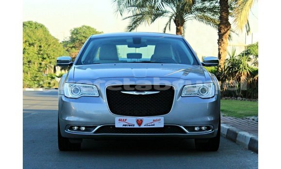 Buy Import Chrysler 300 Other Car in Import - Dubai in Belait Buy Import Chrysler 300 Other Car in Import - Dubai in Belait
