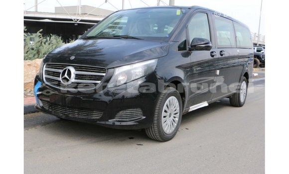Buy Import Mercedes-Benz 250 Black Car in Import - Dubai in Belait Buy Import Mercedes-Benz 250 Black Car in Import - Dubai in Belait