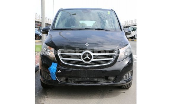Buy Import Mercedes-Benz 250 Black Car in Import - Dubai in Belait Buy Import Mercedes-Benz 250 Black Car in Import - Dubai in Belait