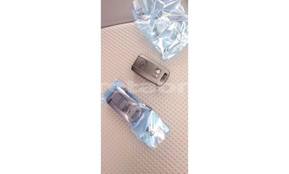 Buy Import Toyota Land Cruiser White Car in Import - Dubai in Belait Buy Import Toyota Land Cruiser White Car in Import - Dubai in Belait