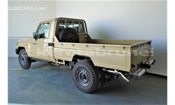 Buy Import Toyota Land Cruiser Beige Car in Import - Dubai in Belait Buy Import Toyota Land Cruiser Beige Car in Import - Dubai in Belait