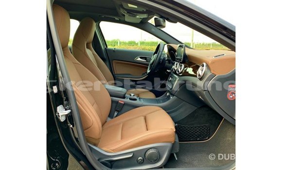 Buy Import Mercedes-Benz 250 Black Car in Import - Dubai in Belait Buy Import Mercedes-Benz 250 Black Car in Import - Dubai in Belait
