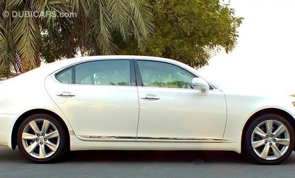 Buy Import Lexus LS White Car in Import - Dubai in Belait Buy Import Lexus LS White Car in Import - Dubai in Belait