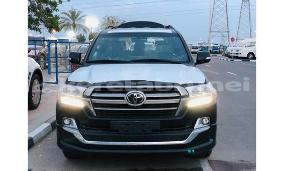 Buy Import Toyota DA Black Truck in Import - Dubai in Belait