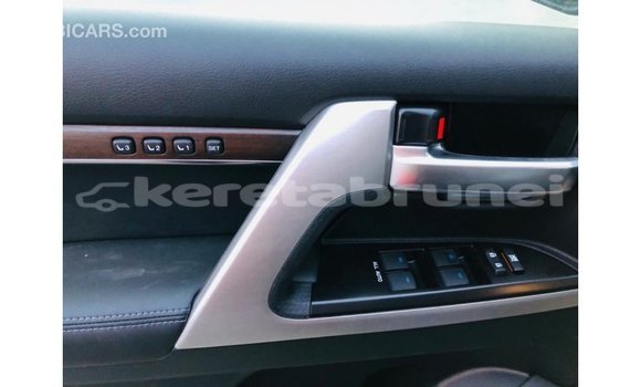 Buy Import Toyota DA Black Truck in Import - Dubai in Belait Buy Import Toyota DA Black Truck in Import - Dubai in Belait