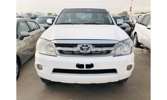 Buy Import Toyota Fortuner White Car in Import - Dubai in Belait Buy Import Toyota Fortuner White Car in Import - Dubai in Belait