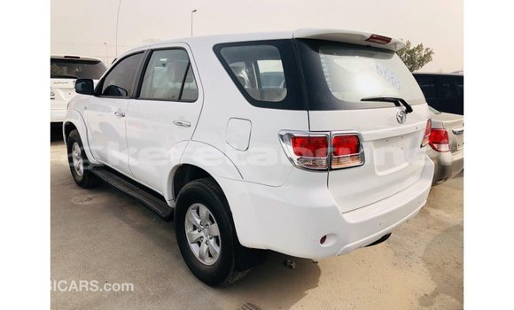 Buy Import Toyota Fortuner White Car in Import - Dubai in Belait Buy Import Toyota Fortuner White Car in Import - Dubai in Belait