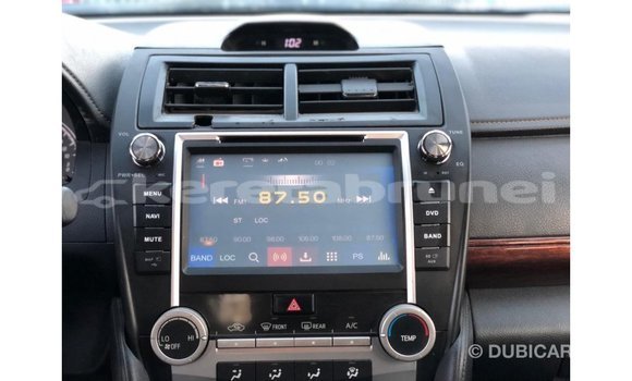 Buy Import Toyota Camry White Car in Import - Dubai in Belait Buy Import Toyota Camry White Car in Import - Dubai in Belait