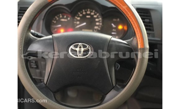 Buy Import Toyota Hilux Black Car in Import - Dubai in Belait Buy Import Toyota Hilux Black Car in Import - Dubai in Belait