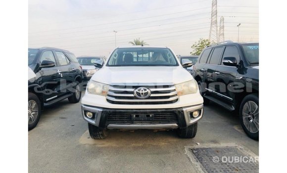 Buy Import Toyota Hilux White Car in Import - Dubai in Belait Buy Import Toyota Hilux White Car in Import - Dubai in Belait