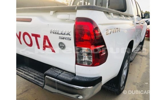 Buy Import Toyota Hilux White Car in Import - Dubai in Belait Buy Import Toyota Hilux White Car in Import - Dubai in Belait