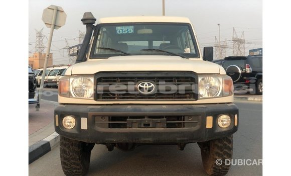 Buy Import Toyota Land Cruiser White Car in Import - Dubai in Belait Buy Import Toyota Land Cruiser White Car in Import - Dubai in Belait