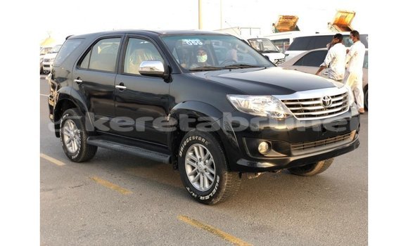 Buy Import Toyota Fortuner Black Car in Import - Dubai in Belait Buy Import Toyota Fortuner Black Car in Import - Dubai in Belait