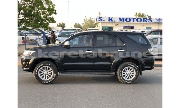 Buy Import Toyota Fortuner Black Car in Import - Dubai in Belait Buy Import Toyota Fortuner Black Car in Import - Dubai in Belait