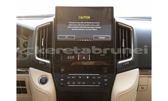 Buy Import Toyota Land Cruiser Black Car in Import - Dubai in Belait Buy Import Toyota Land Cruiser Black Car in Import - Dubai in Belait