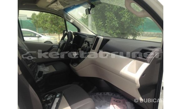 Buy Import Toyota Hiace White Car in Import - Dubai in Belait Buy Import Toyota Hiace White Car in Import - Dubai in Belait