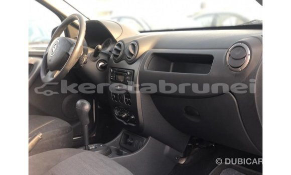 Buy Import Renault Duster White Car in Import - Dubai in Belait Buy Import Renault Duster White Car in Import - Dubai in Belait