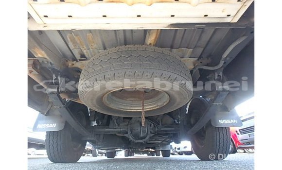 Buy Import Nissan Caravan White Car in Import - Dubai in Belait Buy Import Nissan Caravan White Car in Import - Dubai in Belait