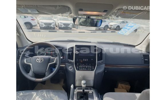Buy Import Toyota Land Cruiser Black Car in Import - Dubai in Belait Buy Import Toyota Land Cruiser Black Car in Import - Dubai in Belait