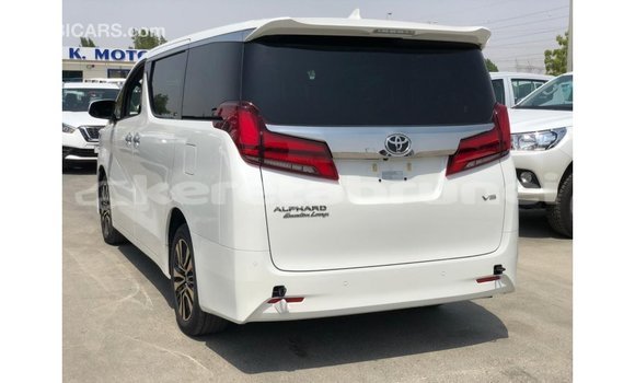 Buy Import Toyota Alphard White Car in Import - Dubai in Belait Buy Import Toyota Alphard White Car in Import - Dubai in Belait