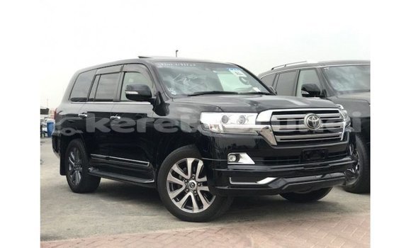 Buy Import Toyota Land Cruiser Black Car in Import - Dubai in Belait