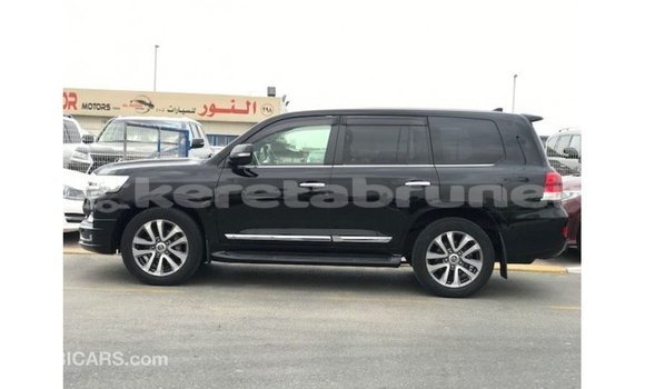 Buy Import Toyota Land Cruiser Black Car in Import - Dubai in Belait Buy Import Toyota Land Cruiser Black Car in Import - Dubai in Belait