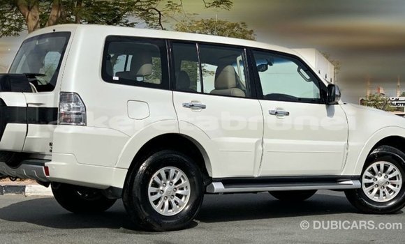Buy Import Mitsubishi Pajero White Car in Import - Dubai in Belait Buy Import Mitsubishi Pajero White Car in Import - Dubai in Belait