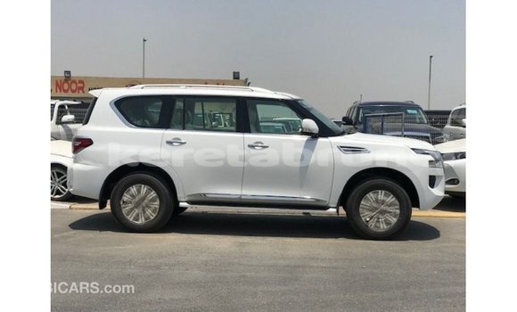 Buy Import Nissan Patrol White Car in Import - Dubai in Belait Buy Import Nissan Patrol White Car in Import - Dubai in Belait