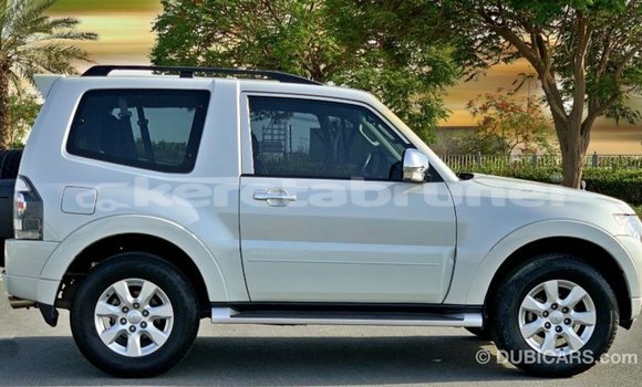 Buy Import Mitsubishi Pajero White Car in Import - Dubai in Belait Buy Import Mitsubishi Pajero White Car in Import - Dubai in Belait