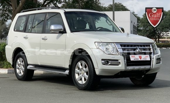 Buy Import Mitsubishi Pajero White Car in Import - Dubai in Belait