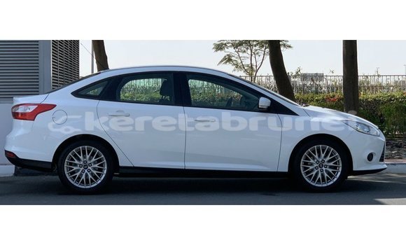 Buy Import Ford Focus White Car in Import - Dubai in Belait Buy Import Ford Focus White Car in Import - Dubai in Belait
