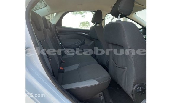 Buy Import Ford Focus White Car in Import - Dubai in Belait Buy Import Ford Focus White Car in Import - Dubai in Belait