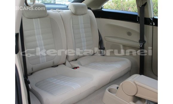 Buy Import Volkswagen Beetle Blue Car in Import - Dubai in Belait Buy Import Volkswagen Beetle Blue Car in Import - Dubai in Belait