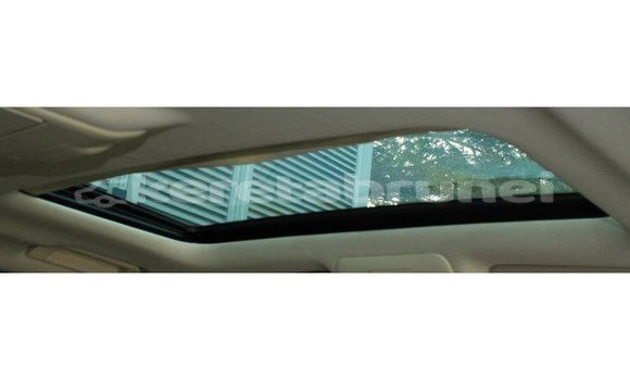 Buy Import Land Rover Range Rover Black Car in Import - Dubai in Belait Buy Import Land Rover Range Rover Black Car in Import - Dubai in Belait