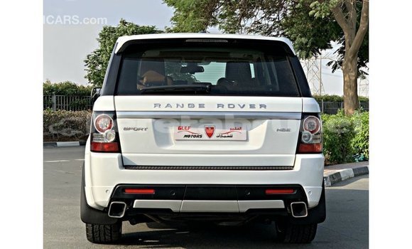 Buy Import Land Rover Range Rover White Car in Import - Dubai in Belait Buy Import Land Rover Range Rover White Car in Import - Dubai in Belait