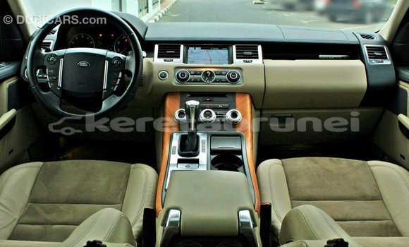 Buy Import Land Rover Range Rover Blue Car in Import - Dubai in Belait Buy Import Land Rover Range Rover Blue Car in Import - Dubai in Belait